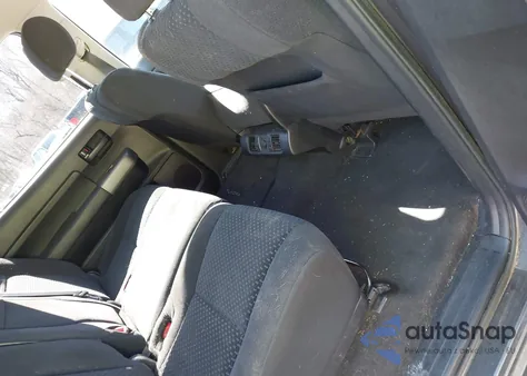 2013 Toyota Tundra Grade 5.7L V8 z USA, uszkodzony, nr VIN 5TFDY5F17DX306486